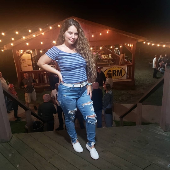 Top - Picture 2 of 3